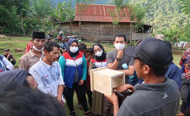 6 Budidaya Lebah Madu di Masyrakat 3T Dusun Cindakko Binaan DPPU Hasanuddin